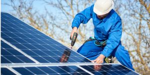 Installation Maintenance Panneaux Solaires Photovoltaïques à Lau-Balagnas